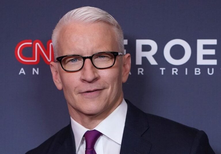 Anderson Cooper Net Worth, Bio, Age, Body Measurements and Family