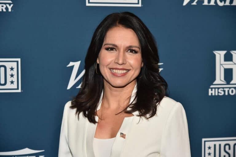 Tulsi Gabbard Measurements, Net Worth, Bio, Age, Height and Family