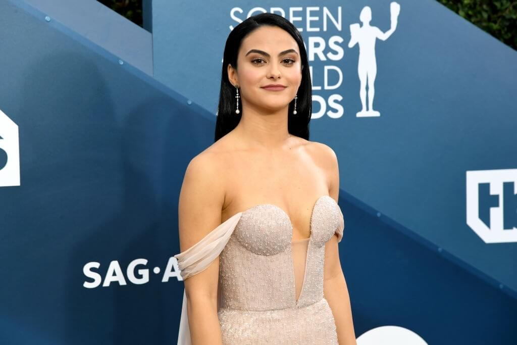 camila-mendes-measurements-bio-age-height-net-worth-and-family